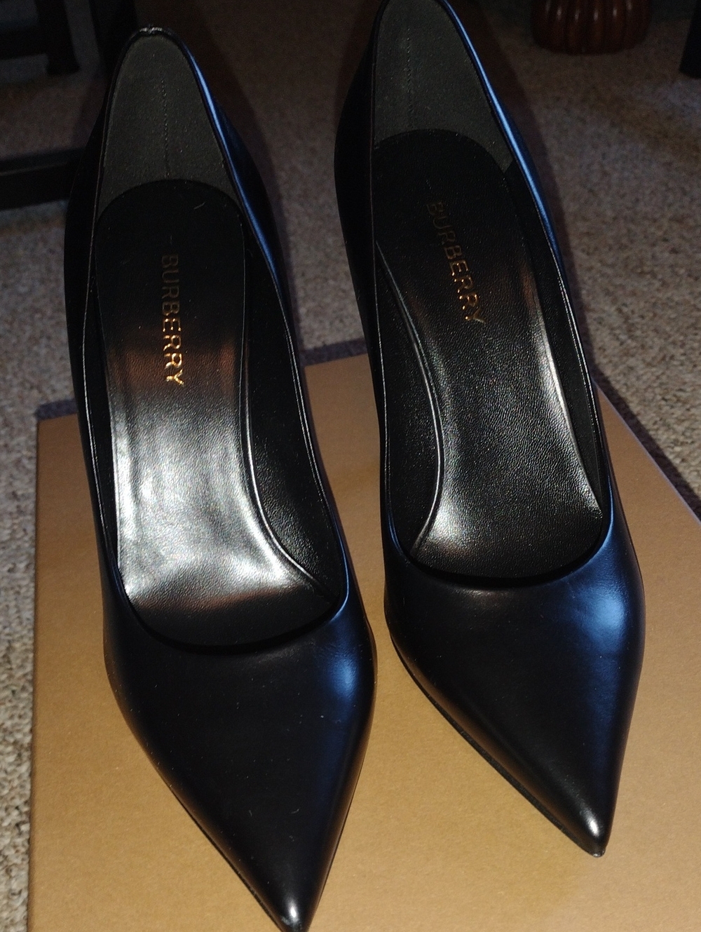 Burberry point pumps black size 6.5 - Picture 15 of 15